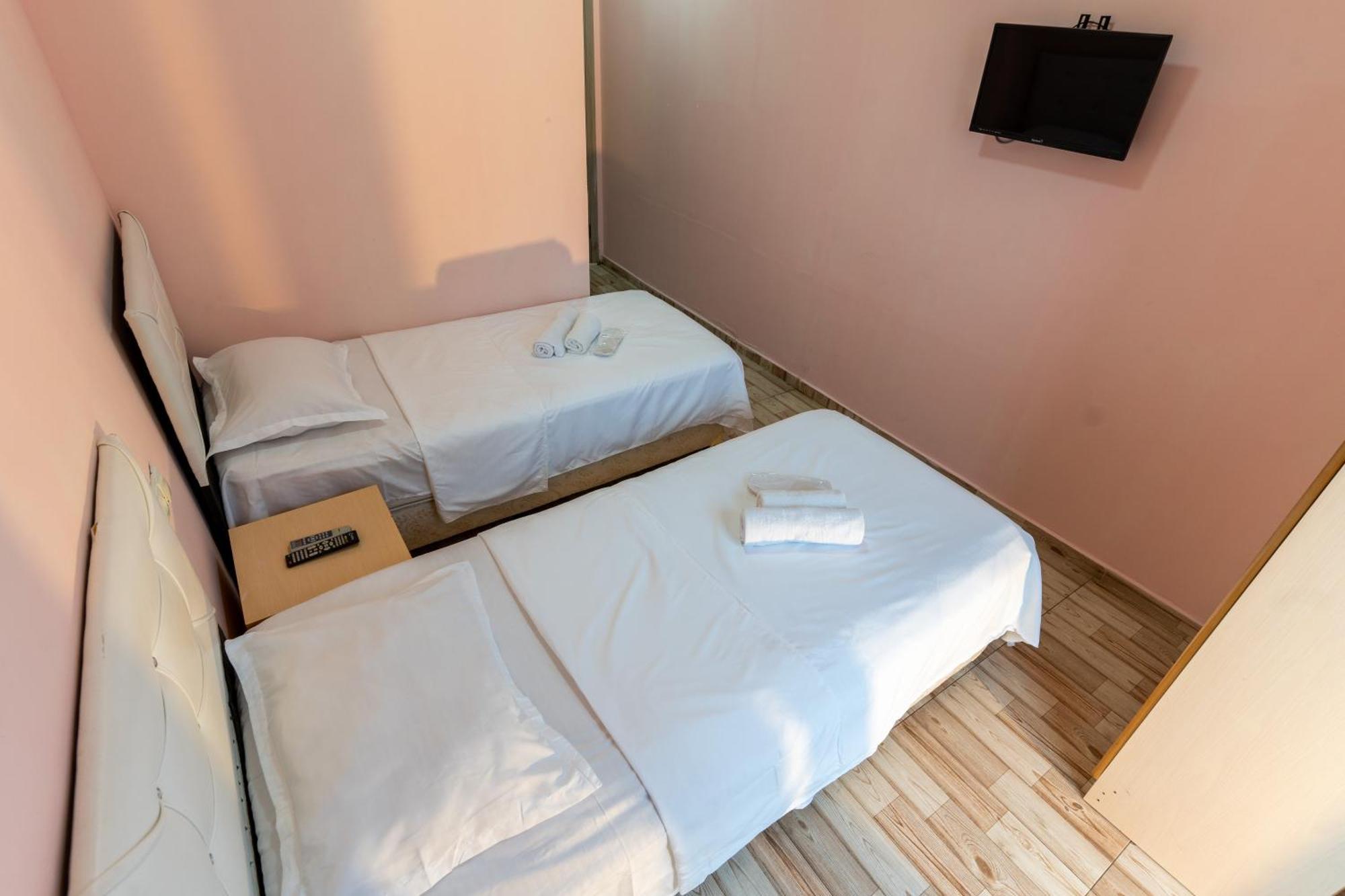 Hotel Ponto Vechio Batumi Exterior photo